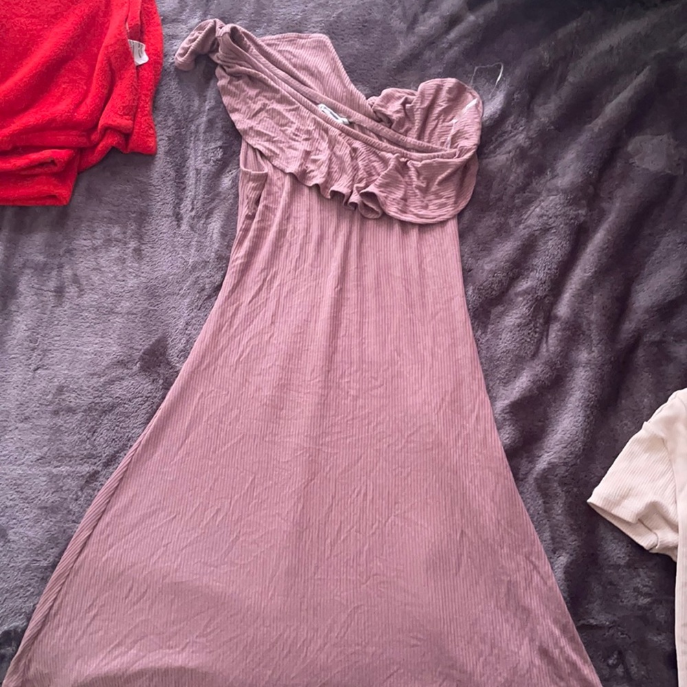 Off the shoulder dress nude pink